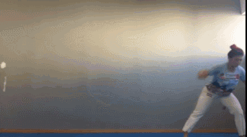 呐,咳咳,按常用率有2个常用的葡萄牙文,分别为:envergado,arco-ris