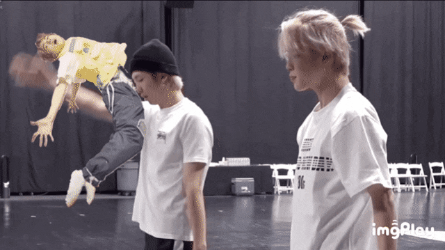 104-106)跑弹摄影展的阿米大军