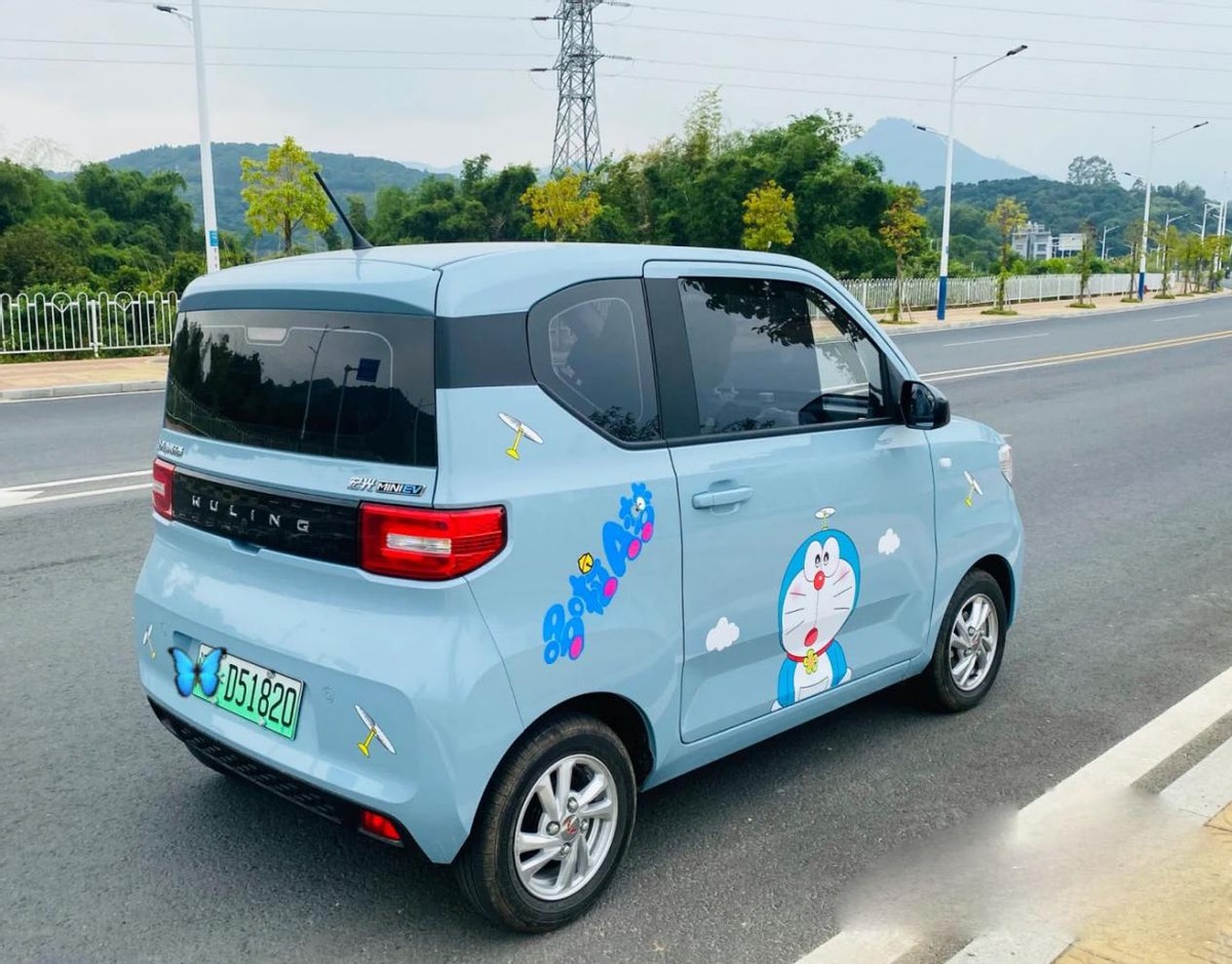 如此时尚新潮的宏光miniev你怎能不拥有