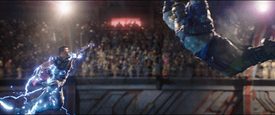 【动作匹配】雷神打了绿巨人一记雷拳,爆炸