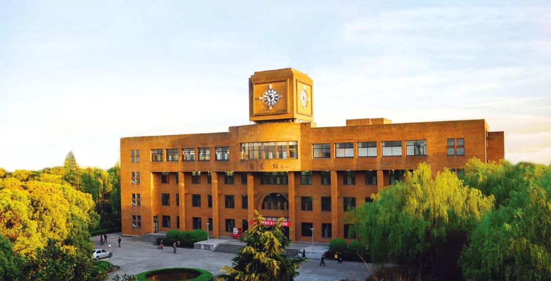 宁波工程学院疫情期间可以进出校门吗（美国疫情地图全红）