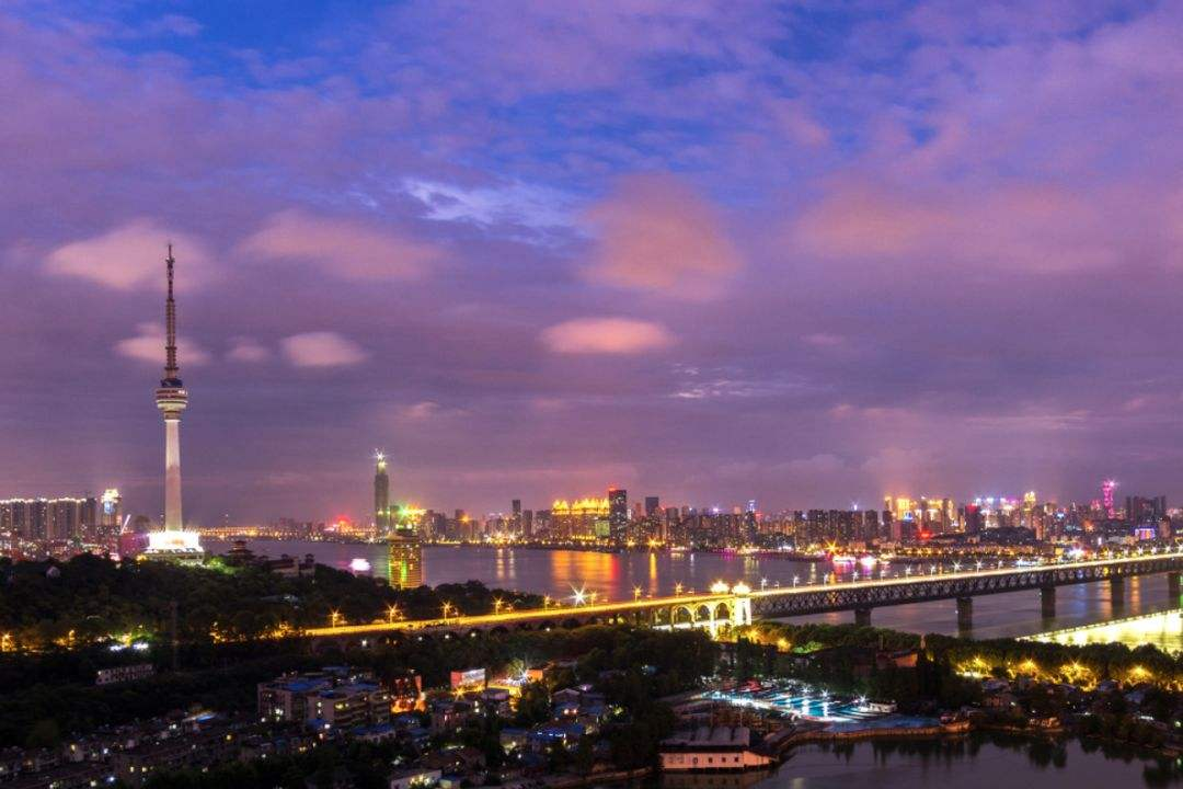 武汉,是一座神奇城市.官宣说辞是每天不一样.