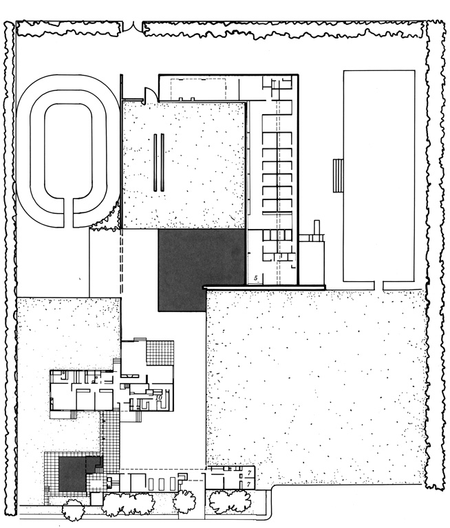 圣·克里斯特博(sancristobal)马厩与别墅-建筑师路易斯·巴拉干