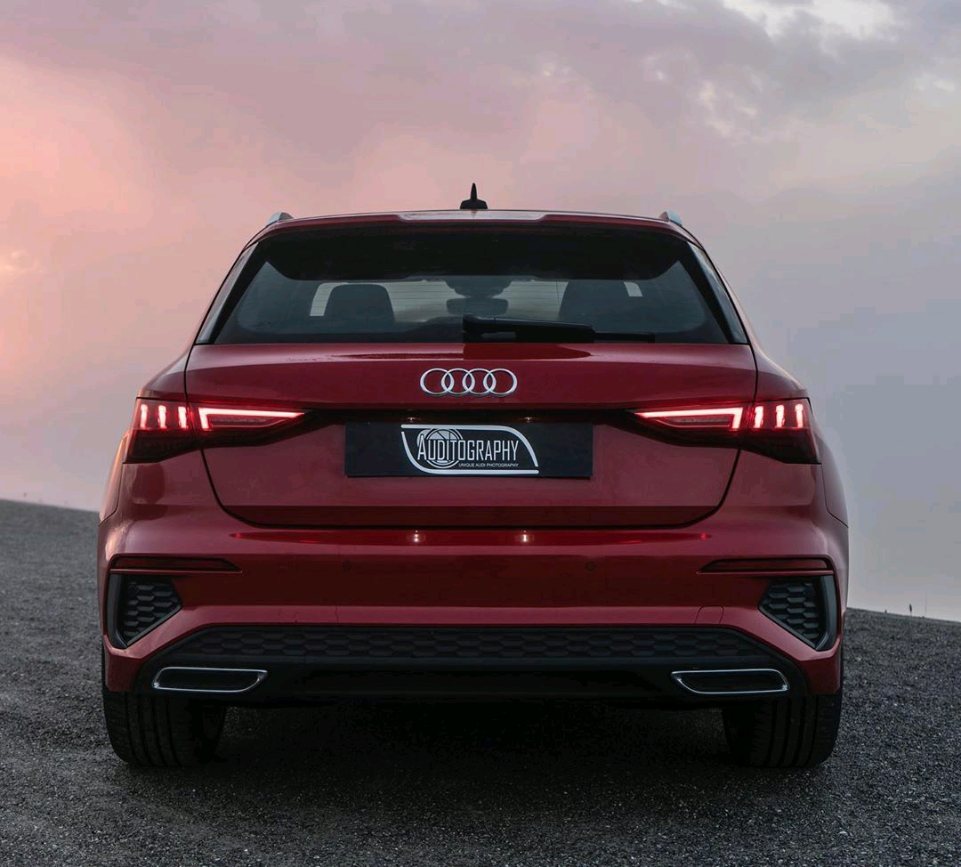 2021奥迪a3sportback35tditangoredmetallic探戈红