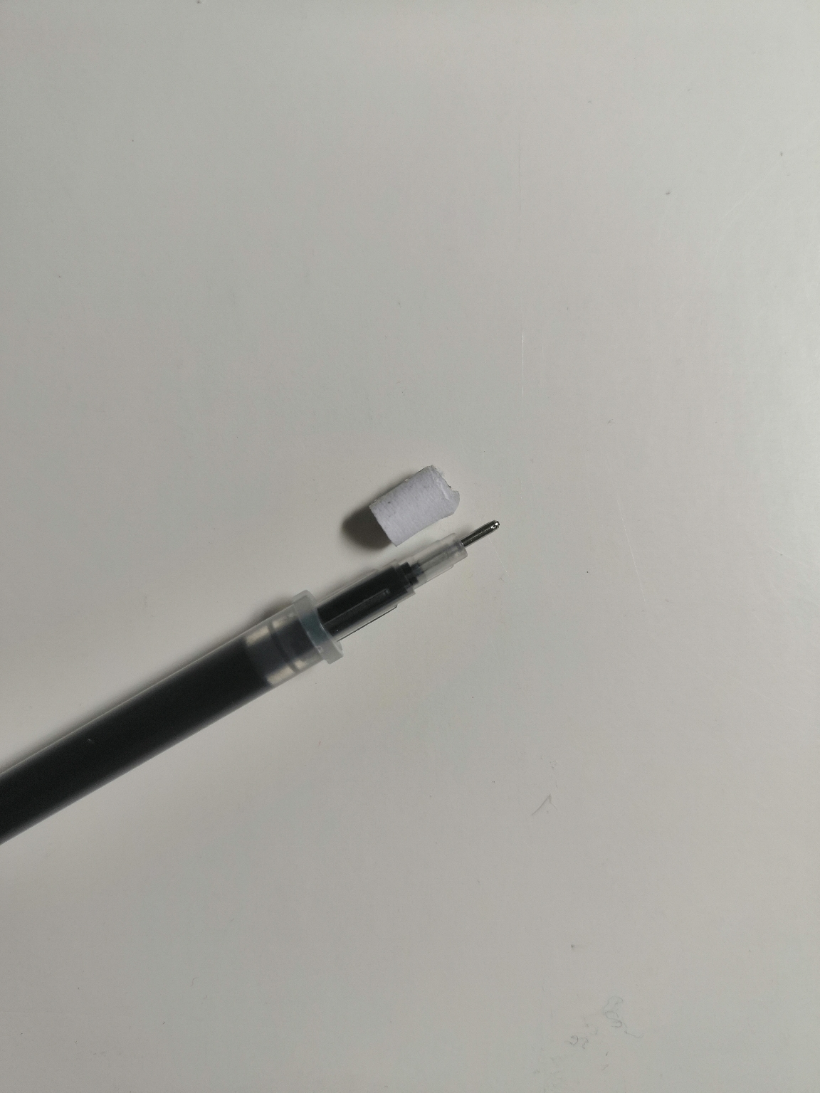 然后是制作类似于外面购买的圆珠笔的笔尖部分 现在比较细的地方卷一