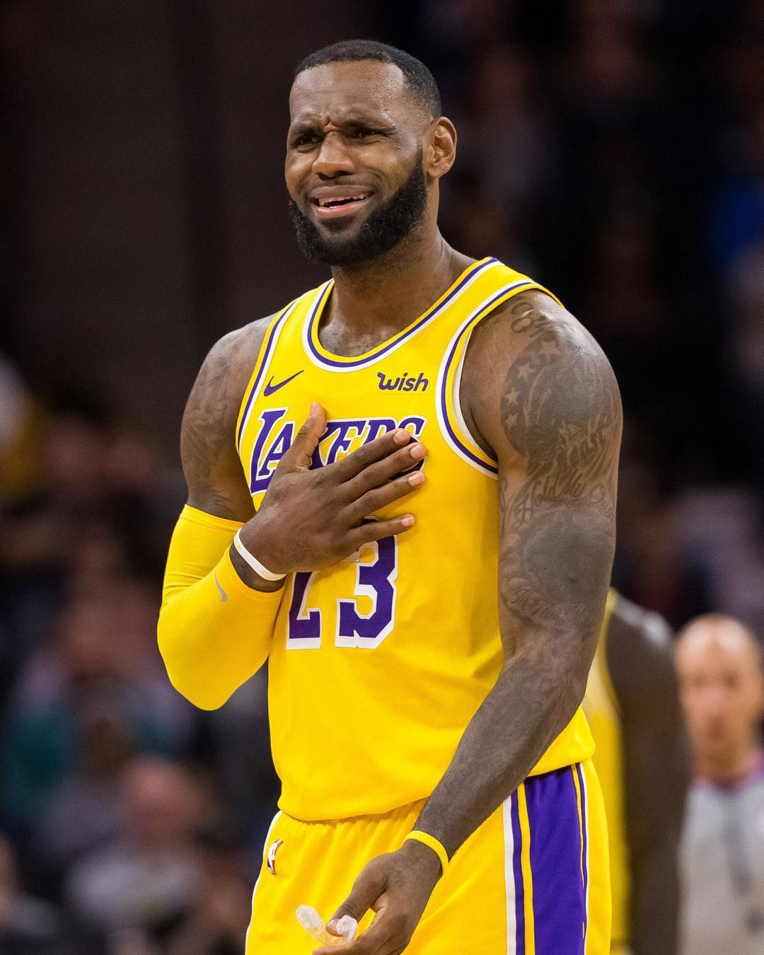 nba收视率暴跌26%只因詹姆斯未进季后赛?不,另有原因!