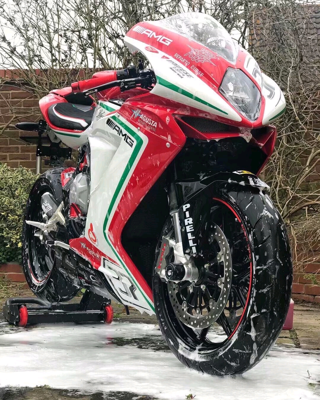 科技 汽车 mv agusta 奥古斯塔 奥古斯塔 机车中的艺术品 高清图片