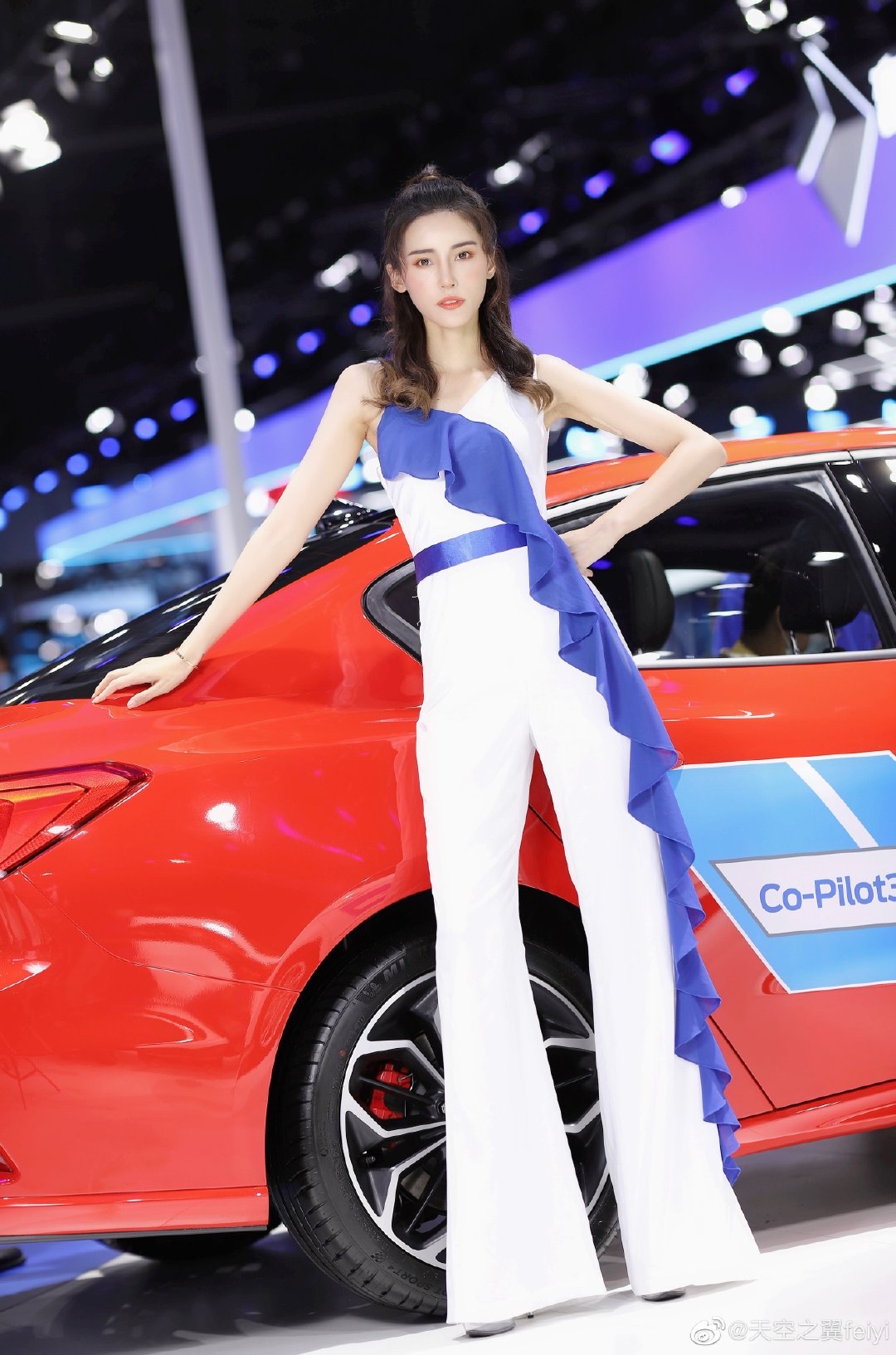 2020成都车展 车模美女写真 1