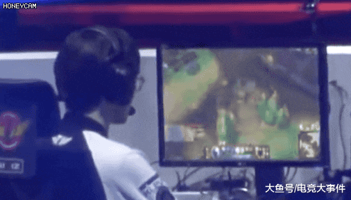 你的双眼能看得出闪烁的屏幕和不闪烁的屏幕的区别,你也当不了faker
