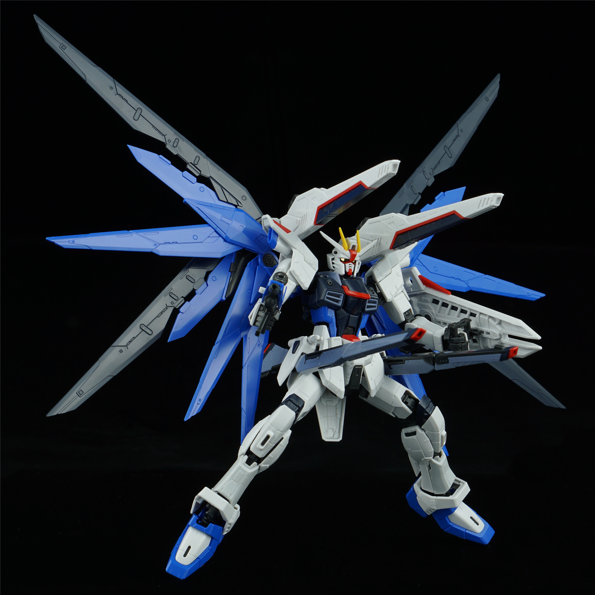 【高达模型吧测评】rg05 zgmf-x10a 自由高达