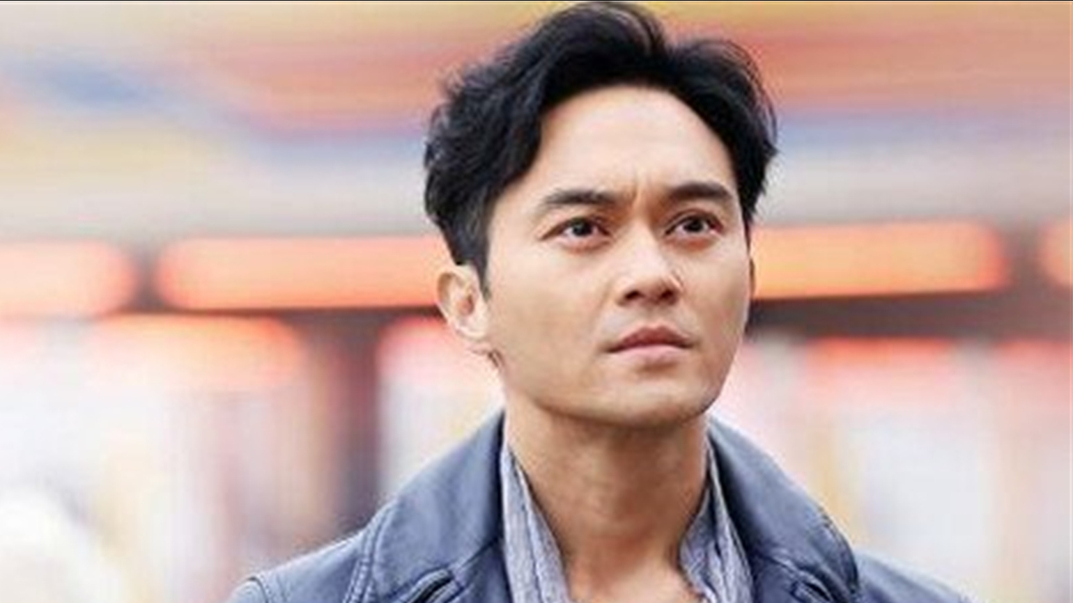 "哥哥们"年轻时真帅!张智霖妥妥的男神,陈小春竟没太大的变化