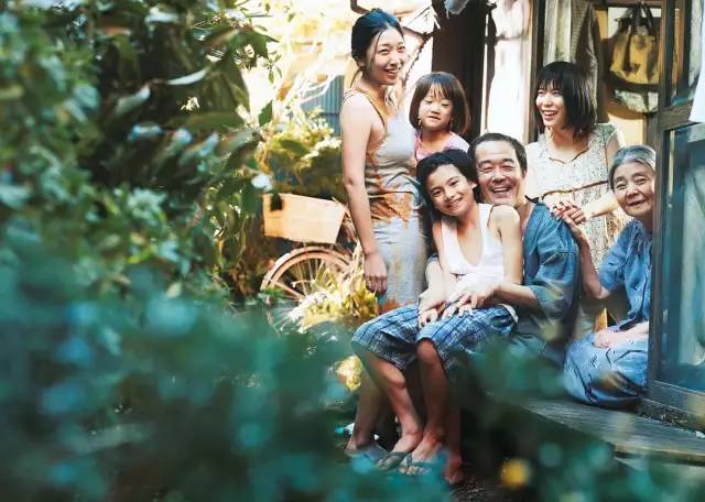 【今日早毒】《小偷年代》将亮相上海国际电影节;张艺谋《影》首曝70家族美国恐怖电影图片