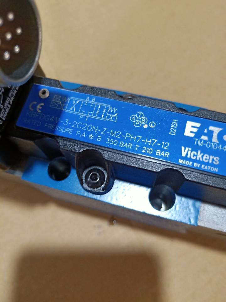 VICKERS威格士DG4V36CMFWH760EN21电磁阀 哔哩哔哩