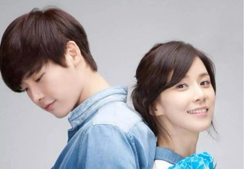 听见你的声音免费观看普通版 9d971225cc000de3f3f936e81c673d465cb08df6.jpg