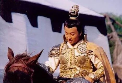 看过各种隋唐演义的朋友可能了解,裴行俨正是 裴元庆的原型.