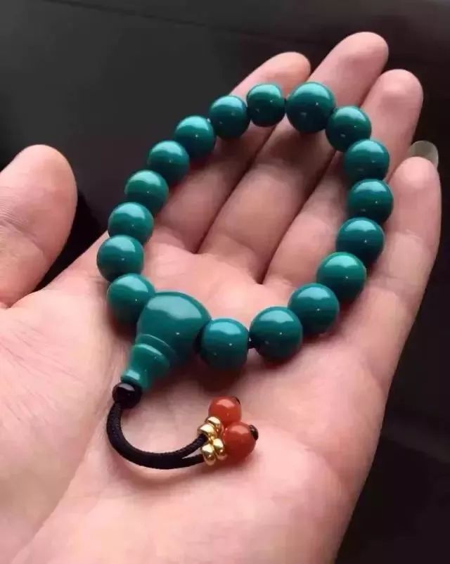 为什么有的绿松石越盘越花?