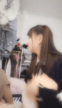 不仅可爱,我还是童颜巨.(?)