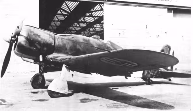 后发而未能制人——意大利航空母舰发展简史·下(1940~1943)(图7) 后发而未能制人——意大利航空母舰发展简史·下(1940~1943)(图7)