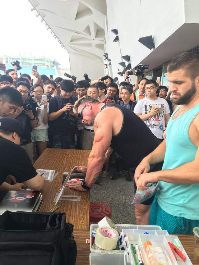 billyherrington森之妖精比利海灵顿车祸逝世永远的兄贵