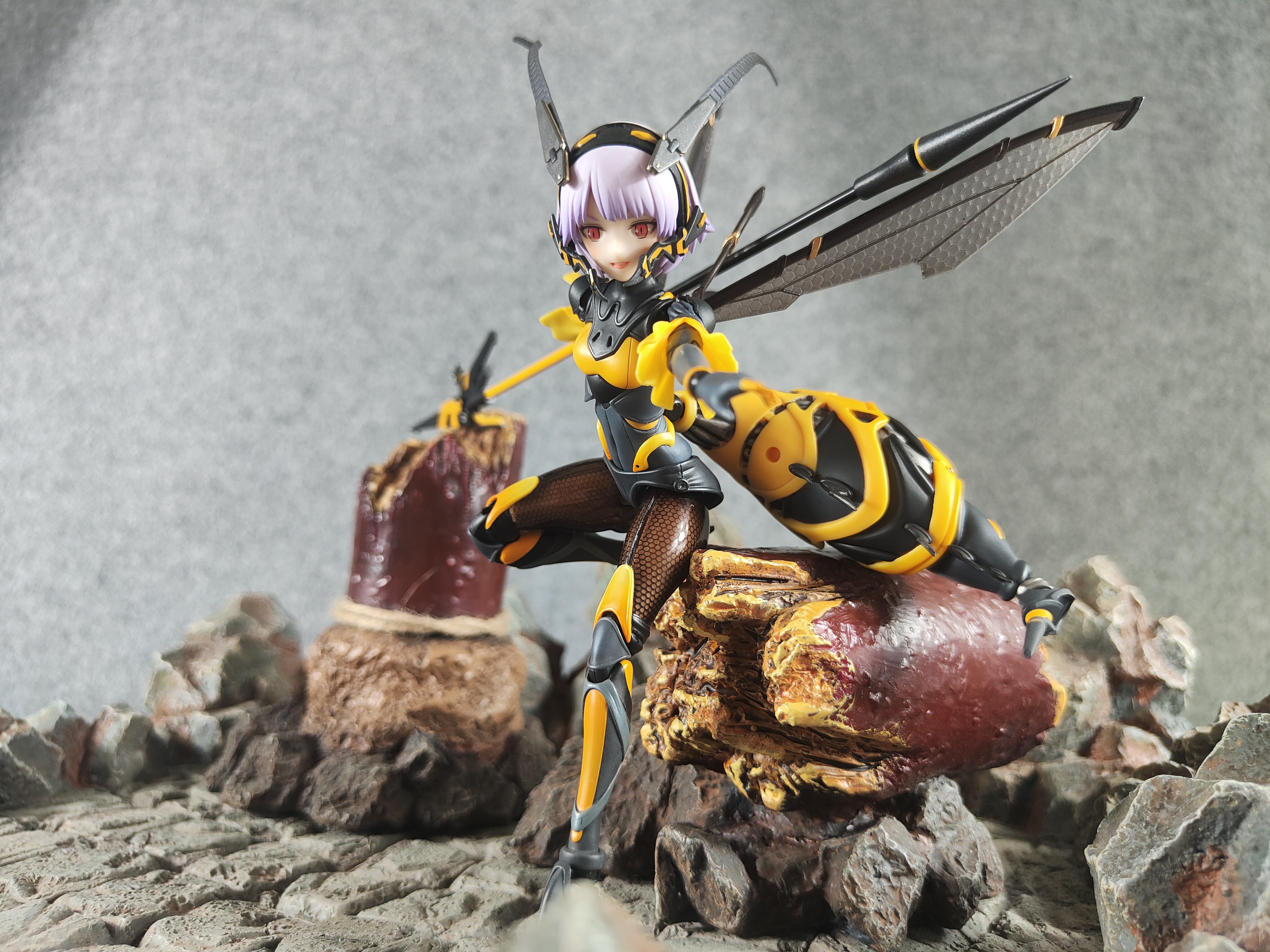 蜗之壳工作室 黄蜂娘-嗡酱 waspgirl bee-03w