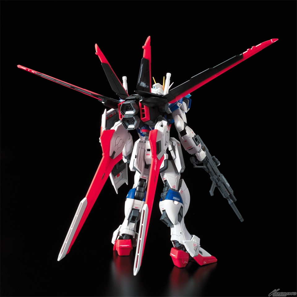 机动战士高达seed destiny』主角真·飞鸟的前期座机立体化,核心飞梭
