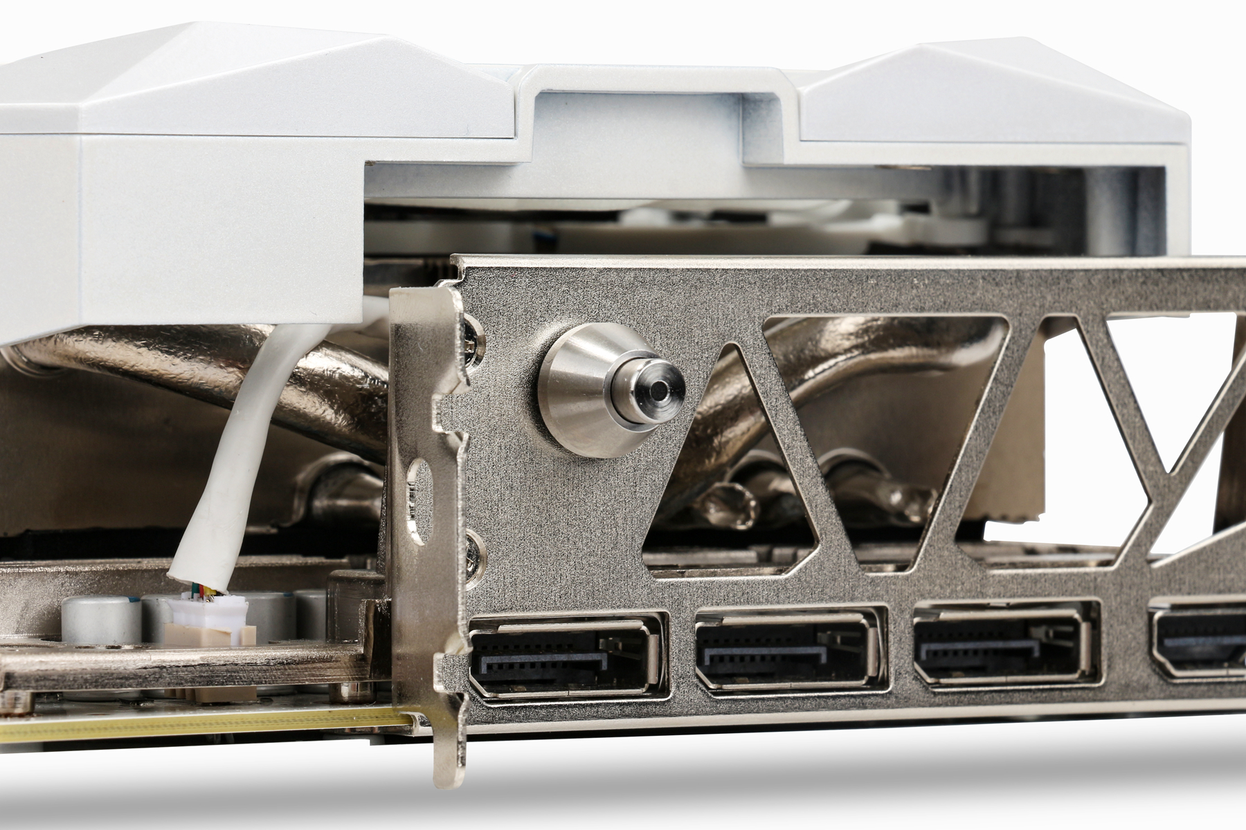 rtx 3090 名人堂全球发布!还有7g/s ssd与限量版内存