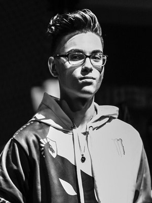 Twistzz,总监twistzz头像 游戏 电子竞技 北美牌面-liquid 队员游戏设置 twistzz twistzz 鼠标