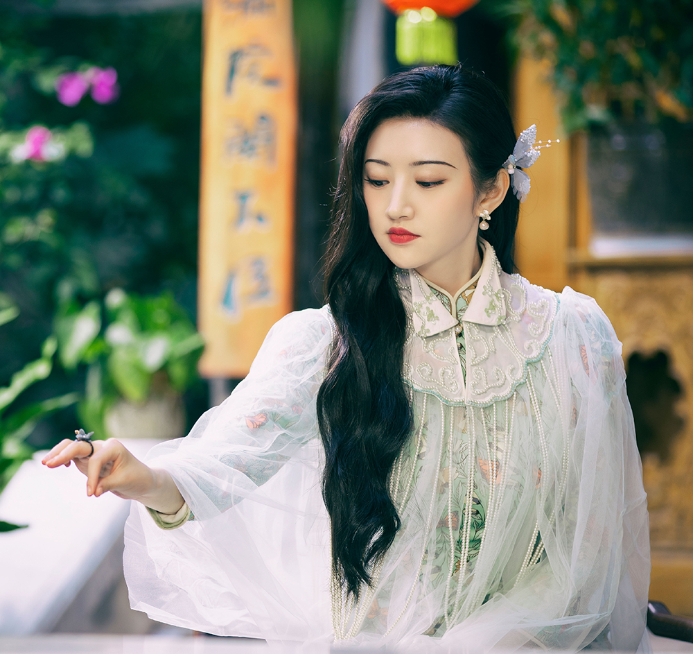 《司藤》景甜美出新高度,来看旗袍的百变风格