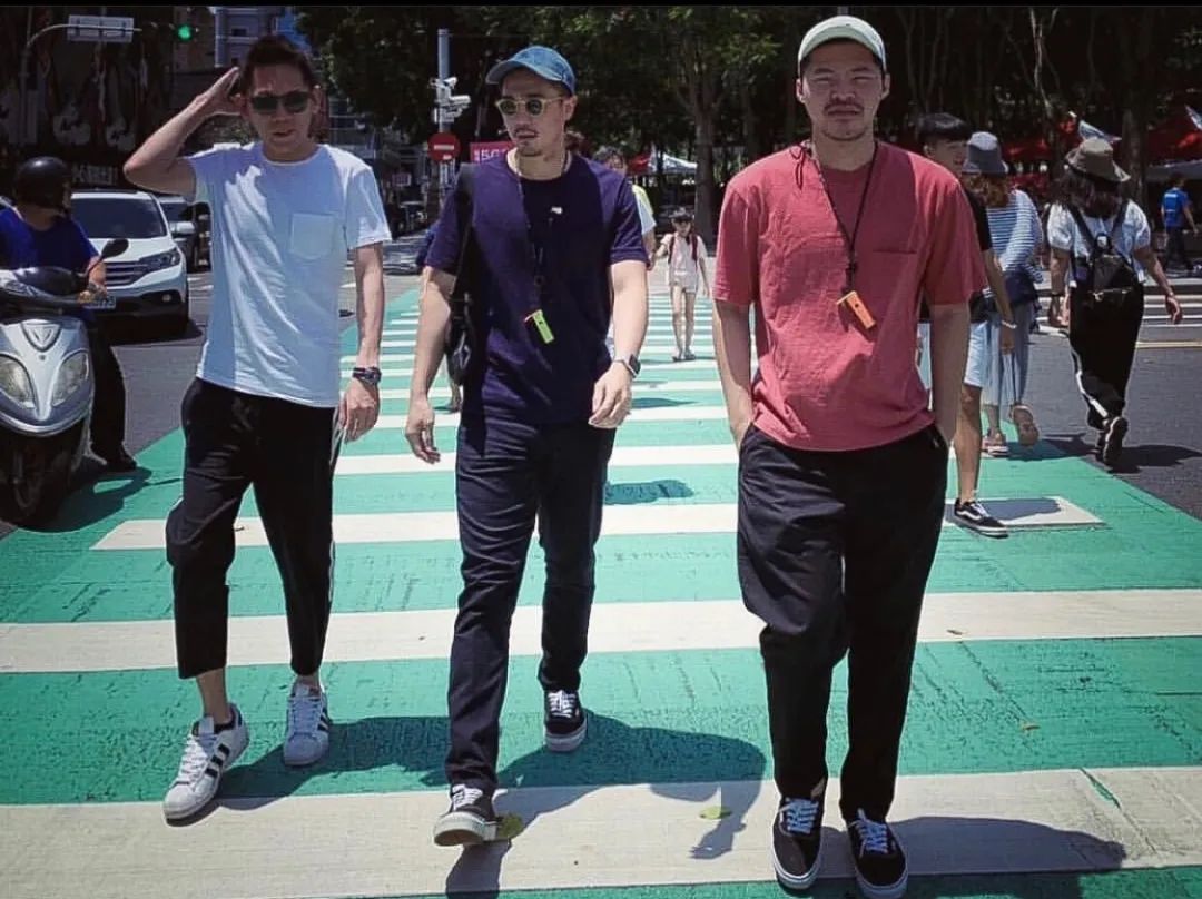 烟,因为除了本身很好的质感之外,airscream给它做的各种小配件的质感