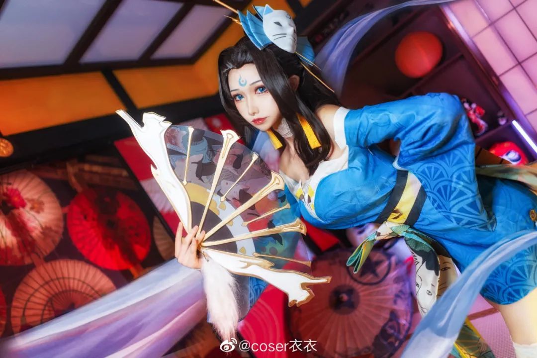 cosplay–王者荣耀不知火舞魅语沉迷小姐姐的眼色