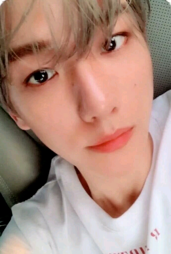 际遇① [你x伯贤] [边伯贤][exo]