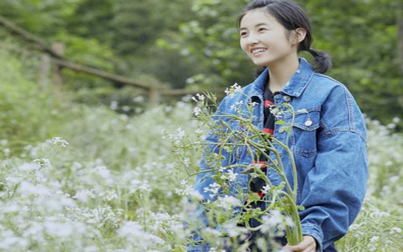 影星张子枫精选生活照