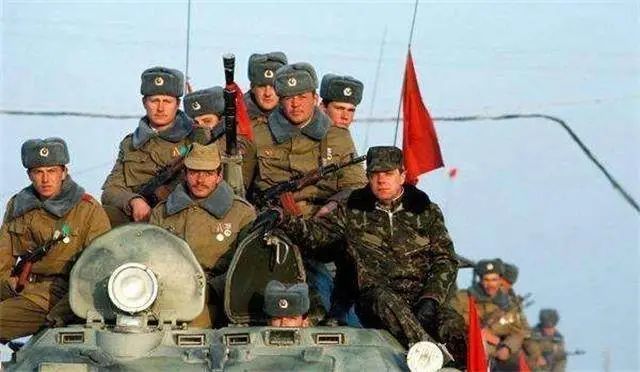 唐驳虎苏联10年美国20年阿富汗再借500年够吗