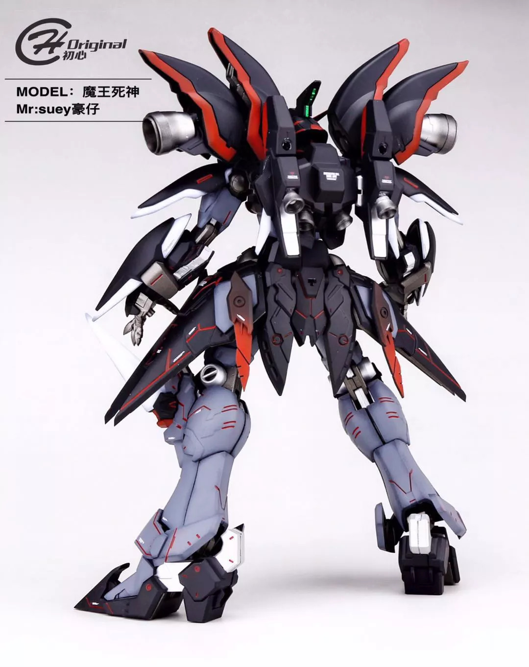 佳作:龙桃子凉了,用模型致敬逝去的死神,魔王