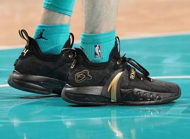 nba球员的特制球鞋,nba弹跳高度排行榜