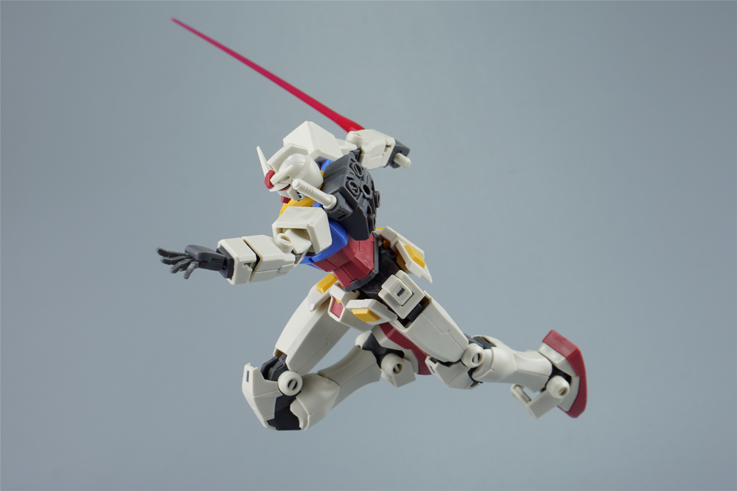 【高达模型吧官方评测】hg 1/144 rx-78-2 高达 [超越