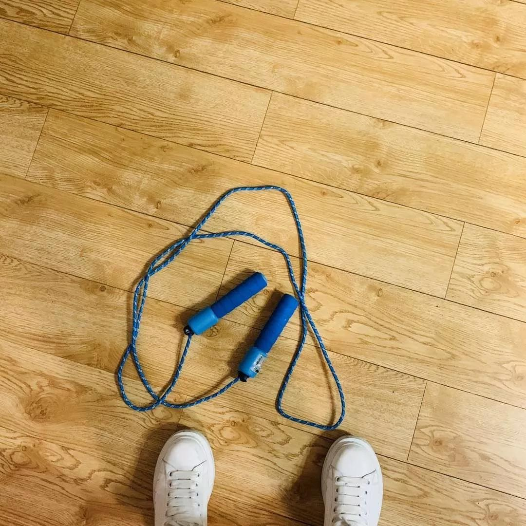 跳绳成为了琪琪近期的运动方式