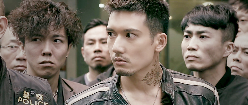 电影《血战铜锣湾3》关智斌首次挑战古惑仔--听一曲《天若有情》，讲一段残酷青春