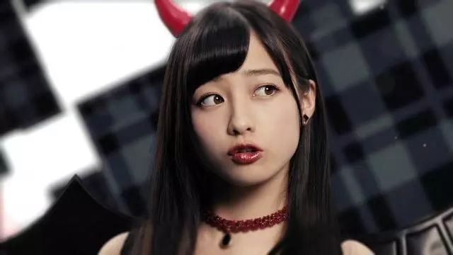 《银魂》后的桥本环奈:"颜艺漫改界的王"