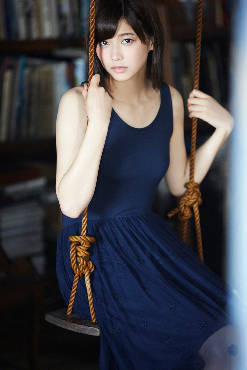 清纯系美少女军团欅坂46杂志写真连载之渡边理佐(渡邉
