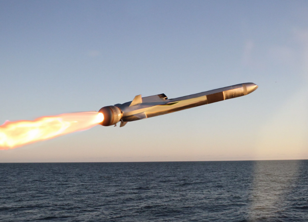俄军喀山号核潜艇服役可携带锆石高超音速导弹美国毫无办法应对