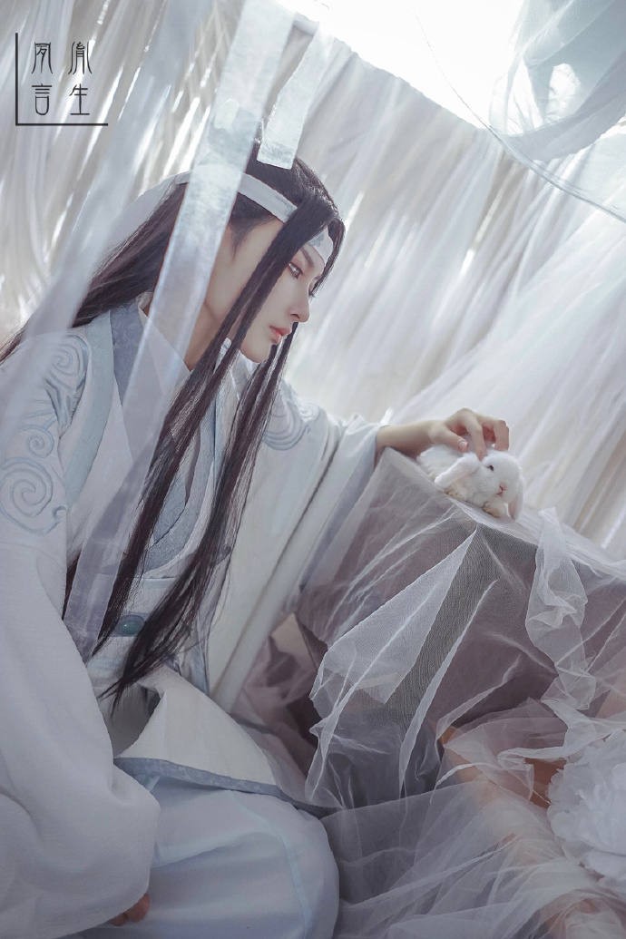 魔道祖师同一人cos忘羡连亲爹都直呼我孩儿还有两副面孔