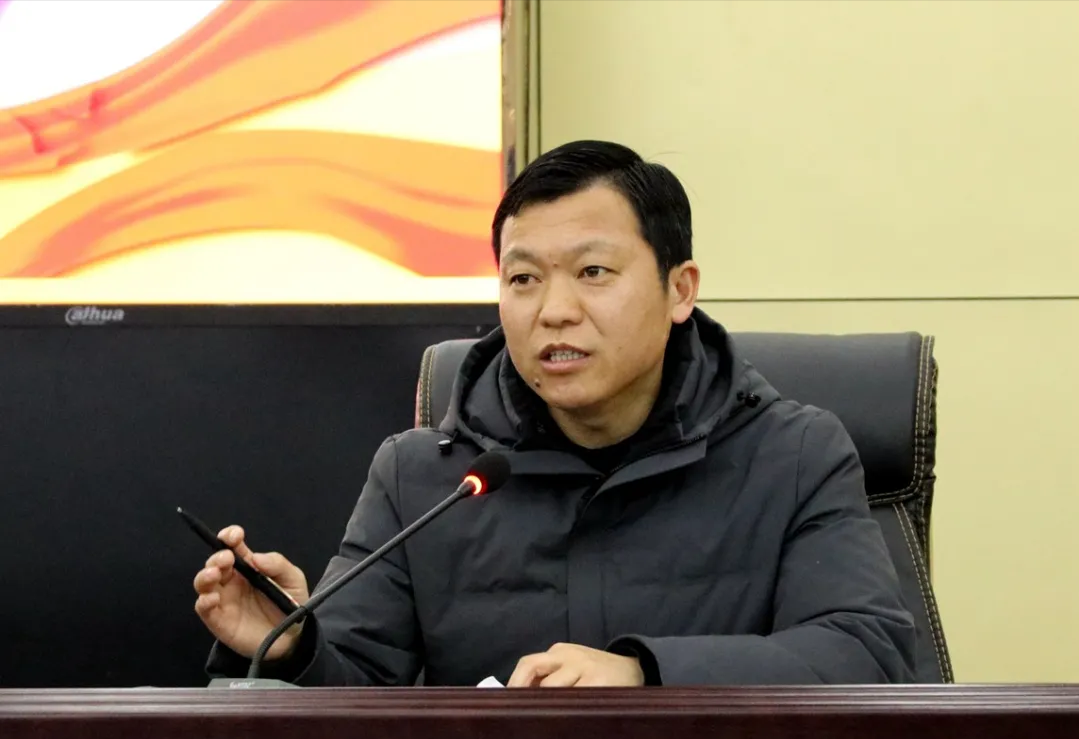 阜南一中2018级高三召开开年考暨A10联盟联考成绩分析会插图3 阜南一中2018级高三召开开年考暨A10联盟联考成绩分析会插图3