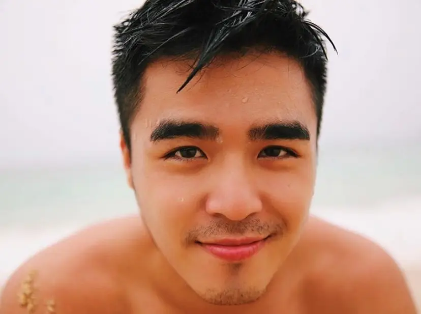 《天上人间》帅哥3：浓眉大眼翘臀的小狼狗男友