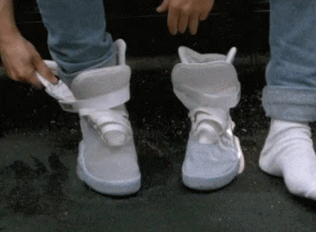 nike 自力式球鞋