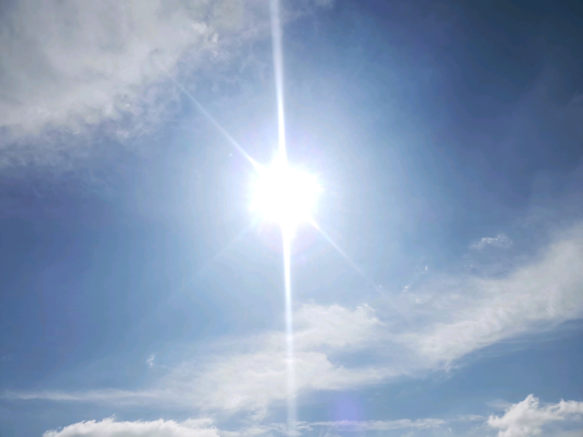 什么时候可以看见太阳 b53d49dd762025431415fb0504d1f68a50f53f2e.jpg