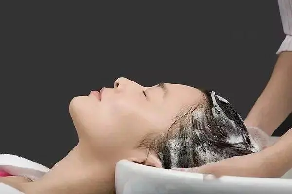 民间最有效的生发偏方，这五点让你秀发重生