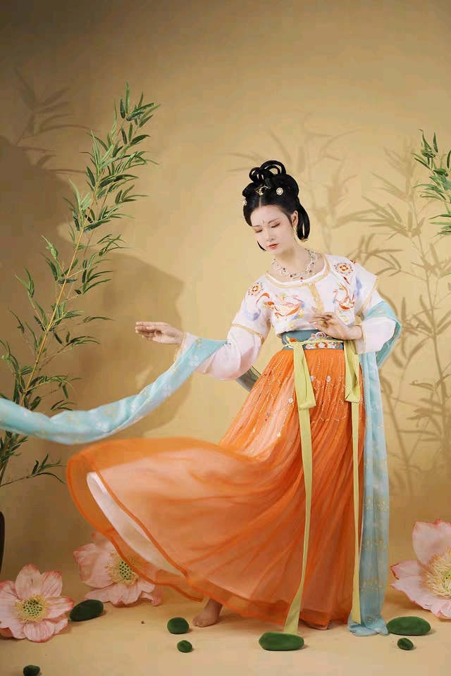 汉服桃李江南怎么穿搭,汉服桃李江南怎么穿搭好看