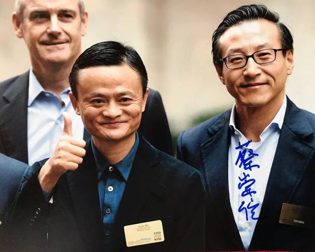 杜兰特都劝不动,篮网交易欧文已成定数,名记的话并非空穴来风