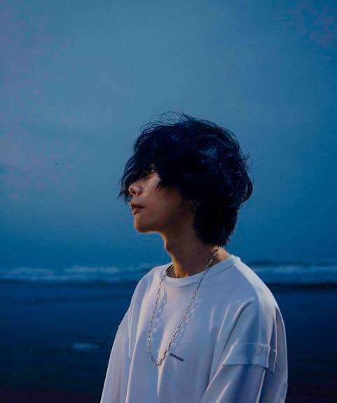 米津玄师,ハチ 这个男人 是天才啊! 今天 是他的29岁生日啊!